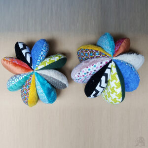 Balle de préhension à quartiers