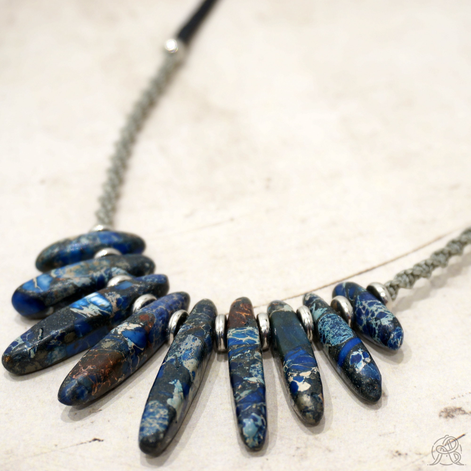 Collier plastron Jaspe bleu