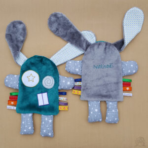 Compagnon Lapin broderie prénom personnalisable