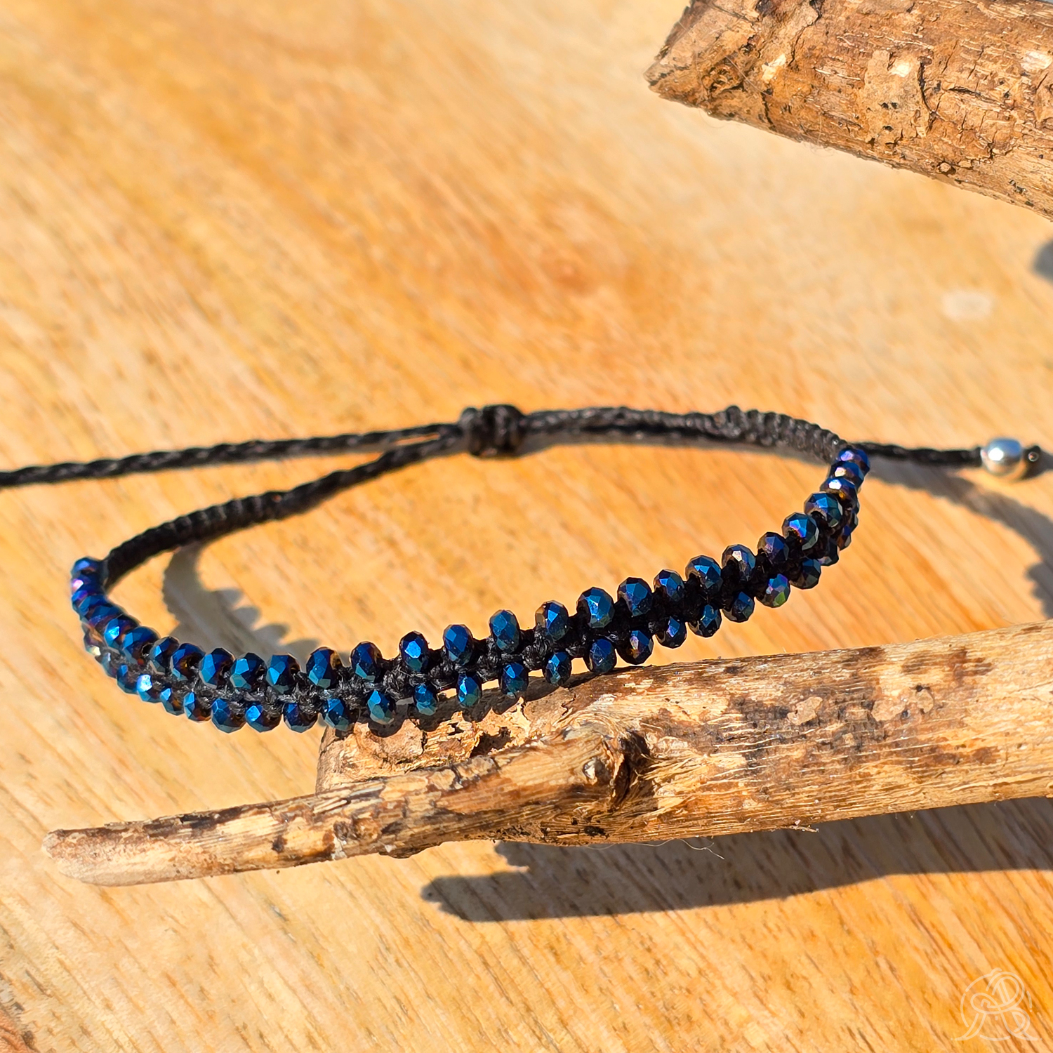 Bracelet micro-macramé hématites bleues – Image 2