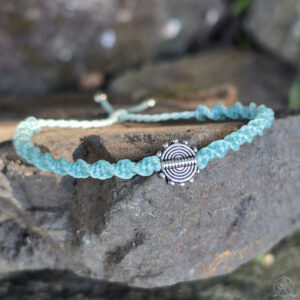 Bracelet micro-macramé turquoise et argenté