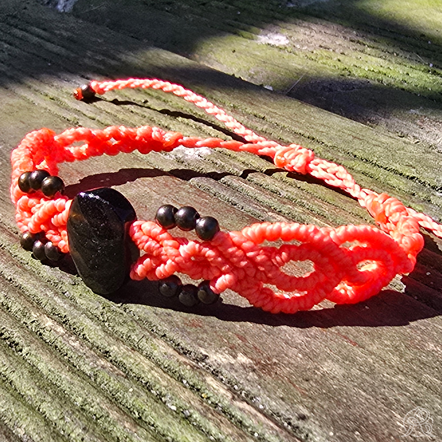 Bracelet micro-macramé Obsidienne dorée – Image 3