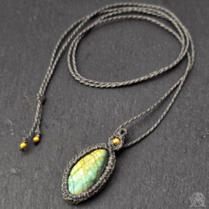 Pendentif Labradorite fil coloris fougère