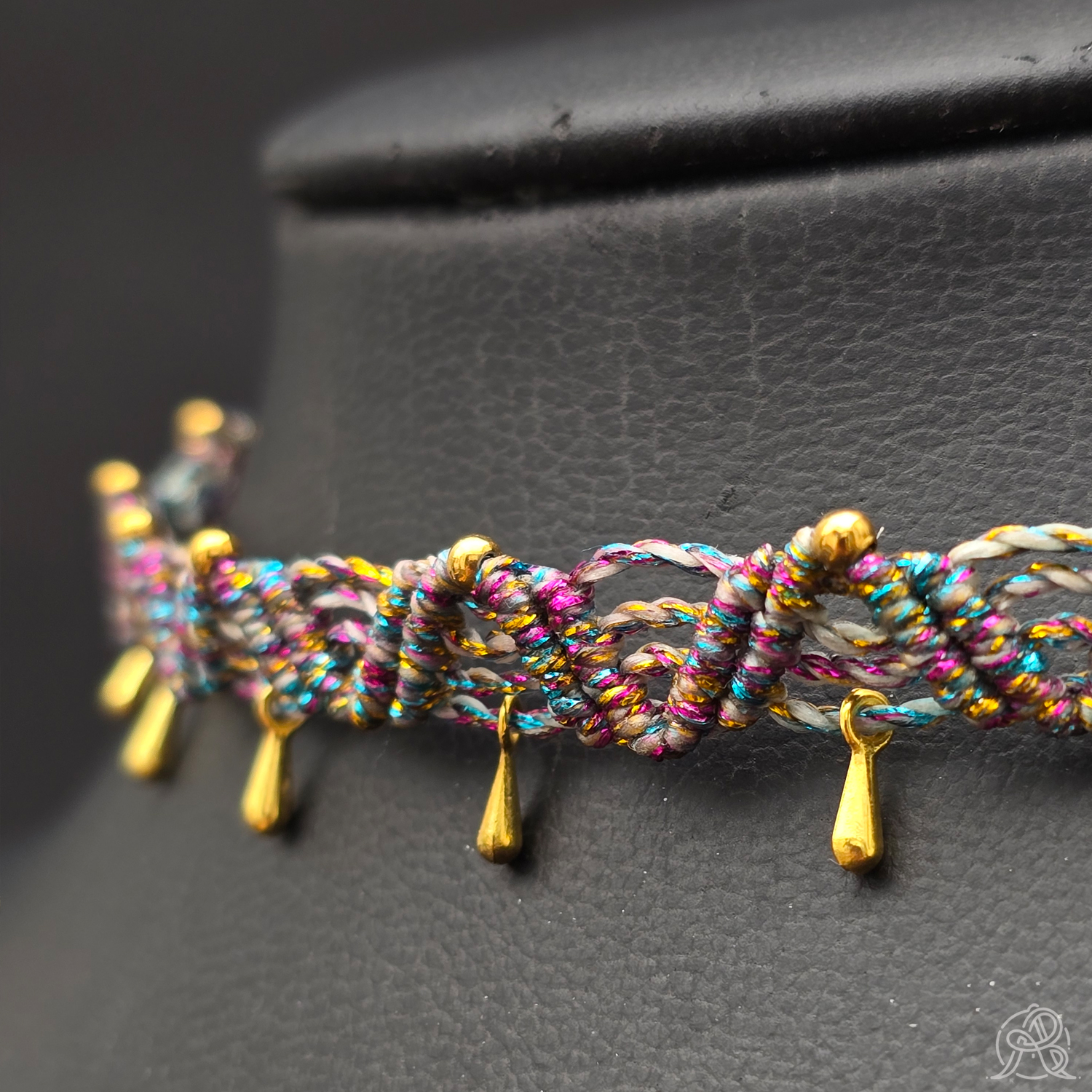 Collier ras-de-cou multicolor – Image 3